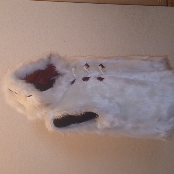 NWT Princess Mononoke Faux Fur Vest Size Large - Picture 4 of 12